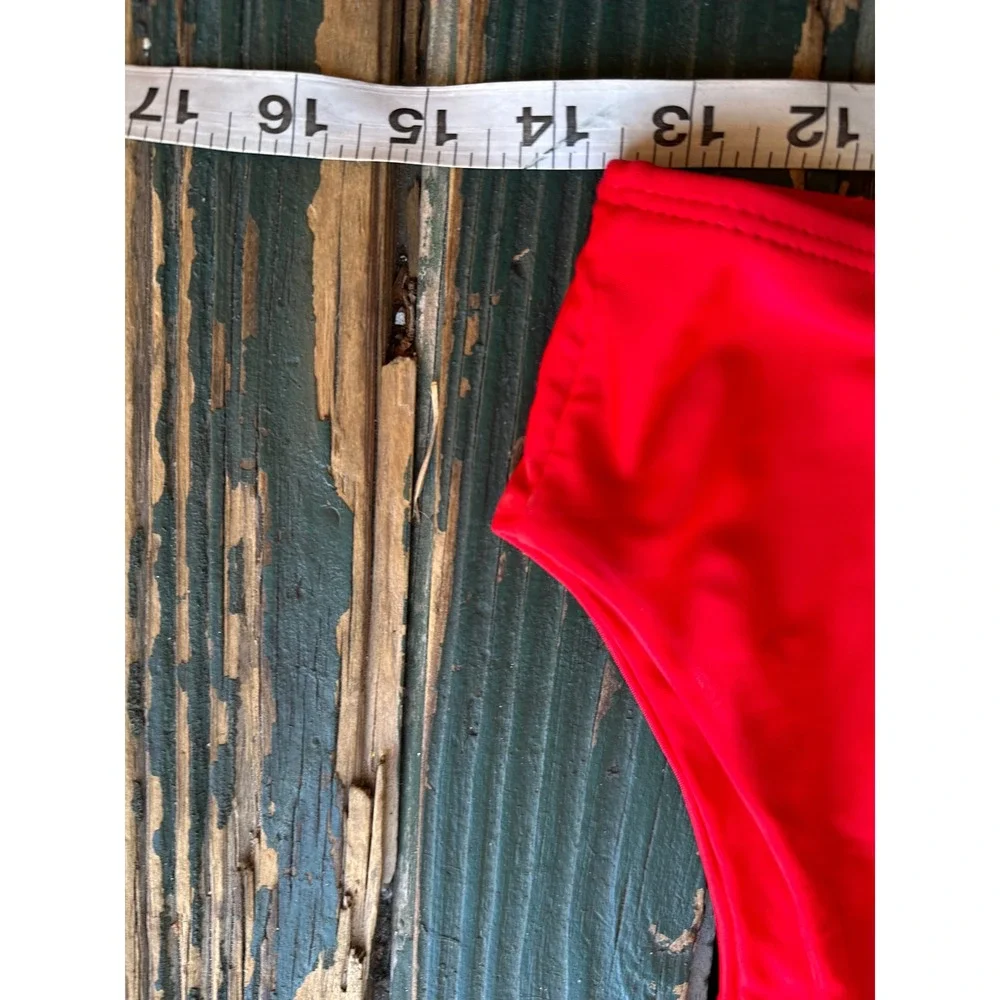 ZAFUL Womens Red Scoop‎ Neck Bikini Top Solid Tank Style Swimwear Size 6 US